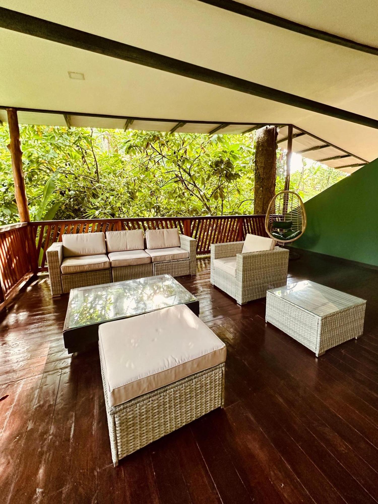 Hotel Boutique The Green Jungle House Puerto Viejo de Talamanca Exteriör bild